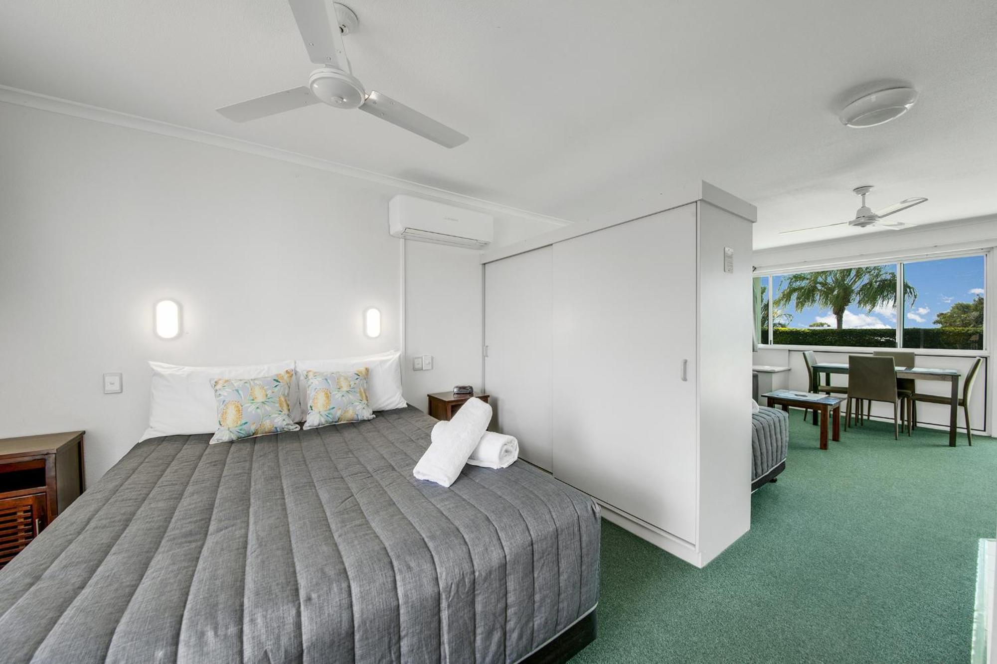 Reef Adventureland Motor Inn Таннум Сандс Экстерьер фото